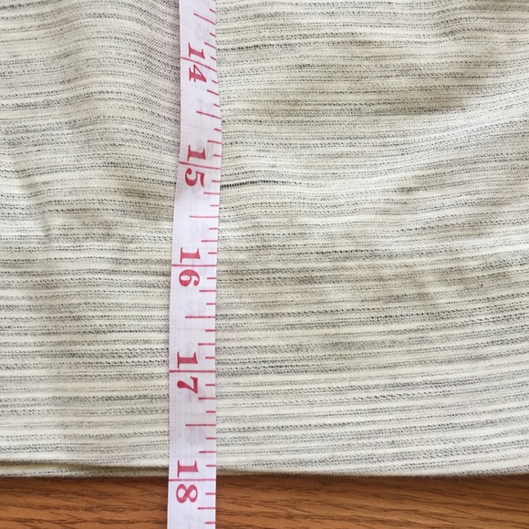 GAP Light Grey Finely Striped A-line Skirt, Size 2 - Picture 6 of 6